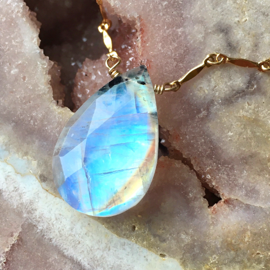 Large moonstone online necklace